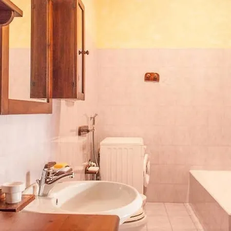 Apartment Il Pontile - Historic Center By Villavistalago Bellano *