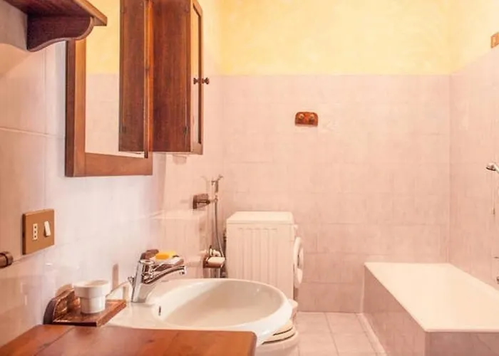 Apartamento Il Pontile - Historic Center By Villavistalago *