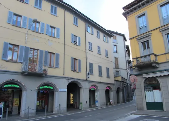 Lejlighed Il Pontile - Historic Center By Villavistalago *