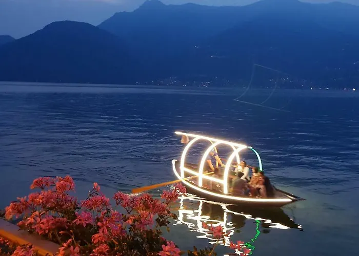 Il Pontile - Historic Center By Villavistalago