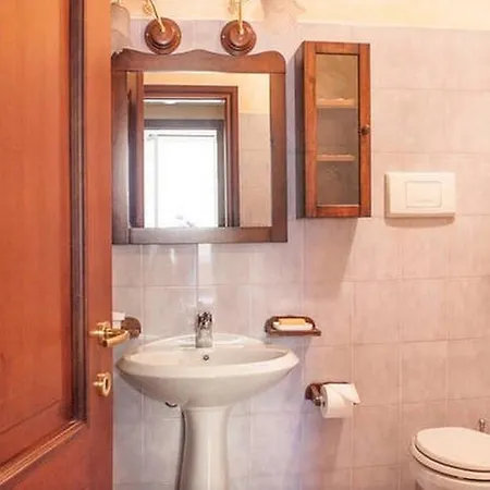 Apartamento Il Pontile - Historic Center By Villavistalago